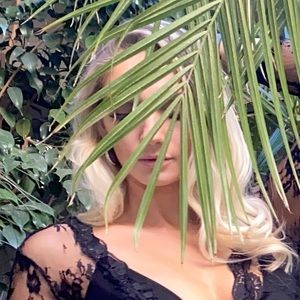 Meet your Posher, Natasha